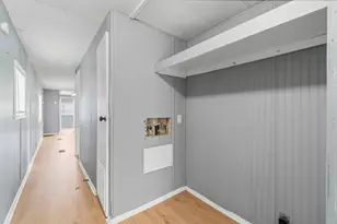 906 E Hanson St, Cleveland, TX 77327 - Photo 8