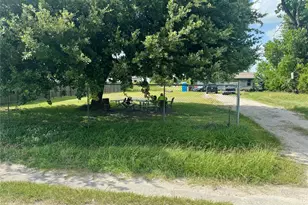 762 Junell St, Houston, TX 77088 - Photo 1