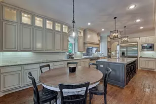 59 Freesia Ct, The Woodlands, TX 77375 - Photo 12