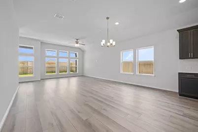 509 Sunset Court, Dayton, TX 77535 - Photo 6