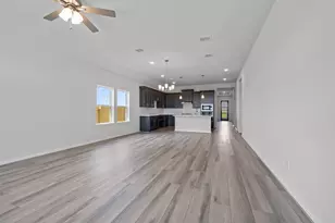 509 Sunset Ct, Dayton, TX 77535 - Photo 14