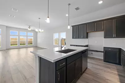 509 Sunset Court, Dayton, TX 77535 - Photo 8