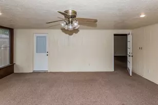 1707 Lindy Ln, Conroe, TX 77301 - Photo 18