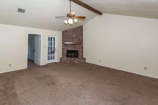 1707 Lindy Ln, Conroe, TX 77301 - Photo 4