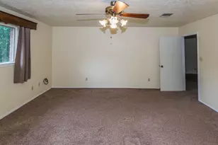 1707 Lindy Ln, Conroe, TX 77301 - Photo 12