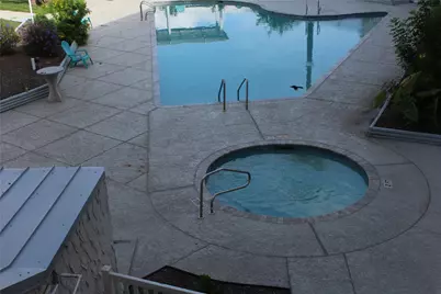 3938 Surfside Boulevard, Corpus Christi, TX 78402 - Photo 4