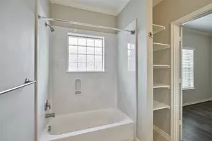 2738 Misty Heath Ln, Houston, TX 77082 - Photo 22