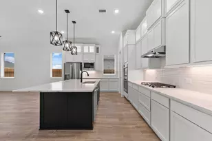 15026 Mission Ave, Baytown, TX 77523 - Photo 6