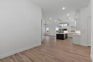 15026 Mission Ave, Mont Belvieu, TX 77523 - Photo 10