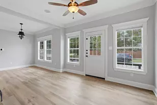 512 Enid St, Houston, TX 77009 - Photo 14