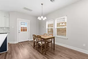 5619 Bacher St St, Houston, TX 77028 - Photo 10