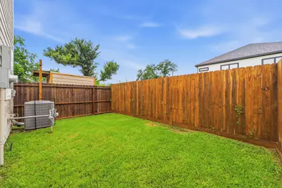5619 Bacher St Street, Houston, TX 77028 - Photo 32