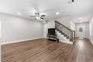 5619 Bacher St St, Houston, TX 77028 - Photo 16