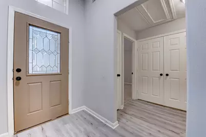 9026 Eaglecove Drive, Houston, TX 77064 - Photo 2