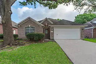9026 Eaglecove Dr, Houston, TX 77064 - Photo 1