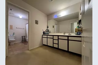 11738 Greensbrook Garden Drive, Houston, TX 77044 - Photo 14