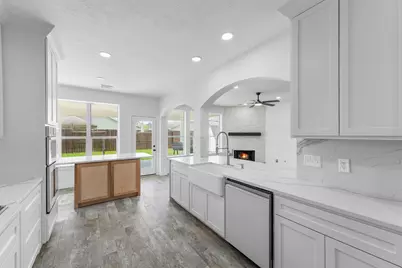 16007 Makayla Drive, Houston, TX 77049 - Photo 6