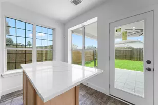 16007 Makayla Dr, Houston, TX 77049 - Photo 8