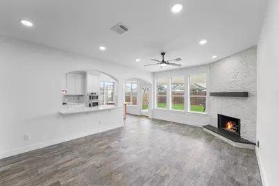 16007 Makayla Drive, Houston, TX 77049 - Photo 10