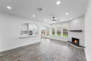 16007 Makayla Dr, Houston, TX 77049 - Photo 10