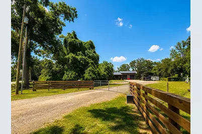233 County Road 508, Brazoria, TX 77422 - Photo 2