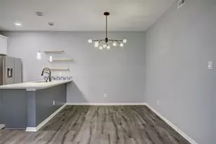 11711 Memorial Dr, Houston, TX 77024 - Photo 6