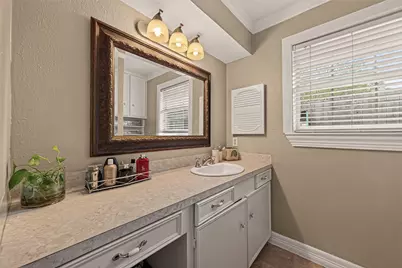 10807 Chimney Rock Road, Houston, TX 77096 - Photo 30