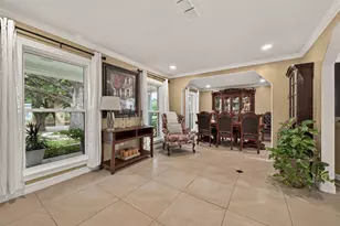 10807 Chimney Rock Rd, Houston, TX 77096 - Photo 6