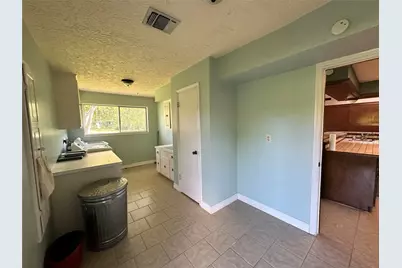 14120 Hwy 105 E, Conroe, TX 77306 - Photo 40