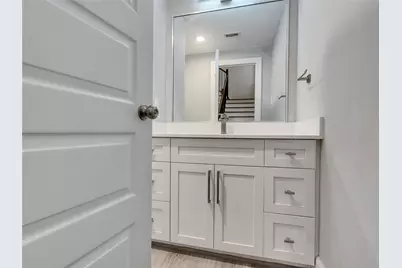 1122 W 16th Street #C, Houston, TX 77008 - Photo 24