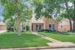 6602 Castle Ln Dr, Houston, TX 77066 - Photo 2