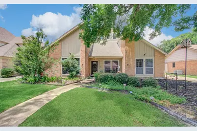 6602 Castle Lane Drive, Houston, TX 77066 - Photo 4