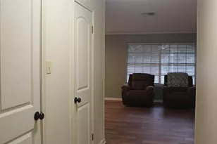 265 Wayne Dr, Clute, TX 77531 - Photo 8