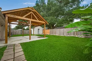 3714 Parkridge Glen Dr, Houston, TX 77082 - Photo 1