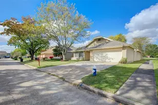 19730 Coppervine Ln, Houston, TX 77084 - Photo 2