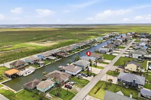 119 Sand Shoals Rd, Freeport, TX 77541 - Photo 2