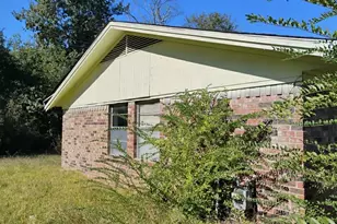 1006 Oak Hollow Pl, Diboll, TX 75941 - Photo 2