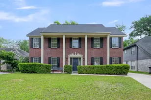 114 Regency Way, Conroe, TX 77304 - Photo 2