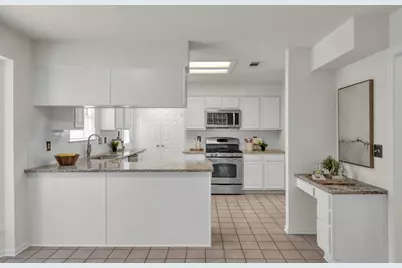 114 Regency Way, Conroe, TX 77304 - Photo 18