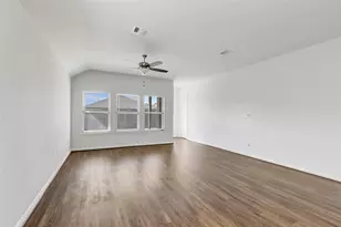 15419 Kirkdell Bend Dr, Humble, TX 77346 - Photo 10