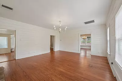 4925 Main Street, Chappell Hill, TX 77426 - Photo 14