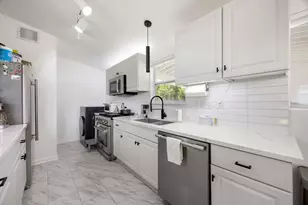 6617 Scribner Rd, Houston, TX 77074 - Photo 10