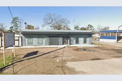 9205 Mesa Drive, Houston, TX 77028 - Photo 2
