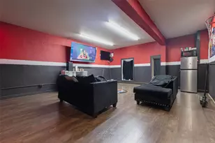 9205 Mesa Dr, Houston, TX 77028 - Photo 4