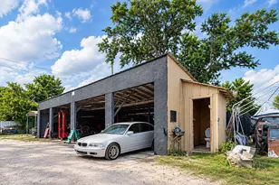 9205 Mesa Dr, Houston, TX 77028 - Photo 26