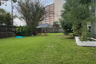 2121 Avenue K, Galveston, TX 77550 - Photo 16