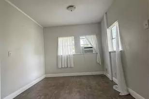 2121 Avenue K, Galveston, TX 77550 - Photo 14