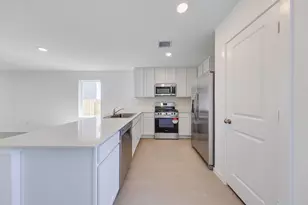 18216 Pontecorvo Ln, New Caney, TX 77357 - Photo 8