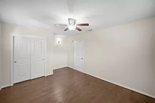 5671 Sylmar Rd, Houston, TX 77081 - Photo 40