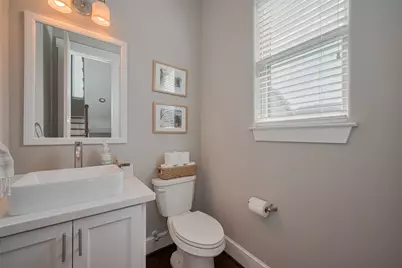 2604 Bevis Street #E, Houston, TX 77008 - Photo 24